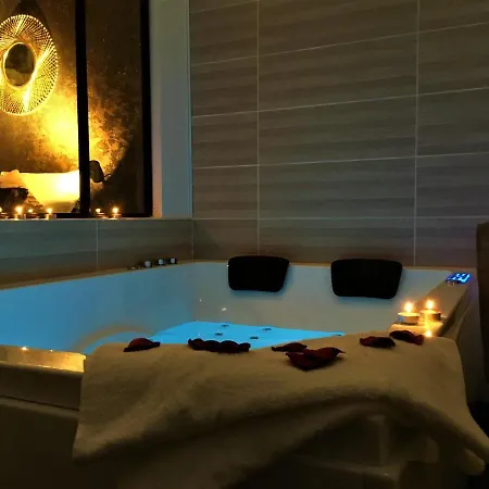 公寓 Opera Suite&spa *