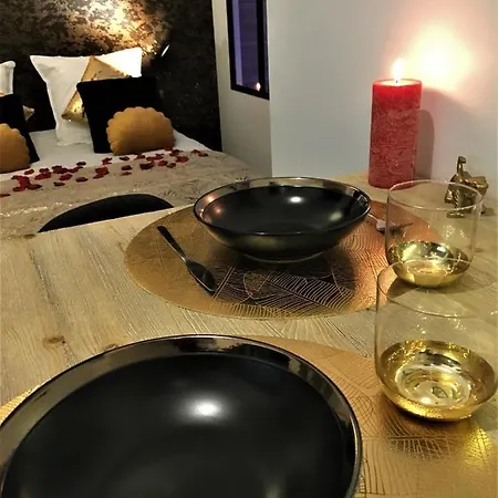 Opera Suite&spa شقة نانت