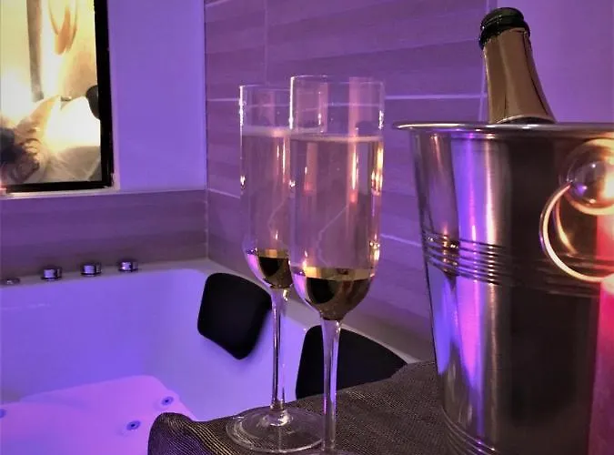 Opera Suite&spa Apartmán Nantes